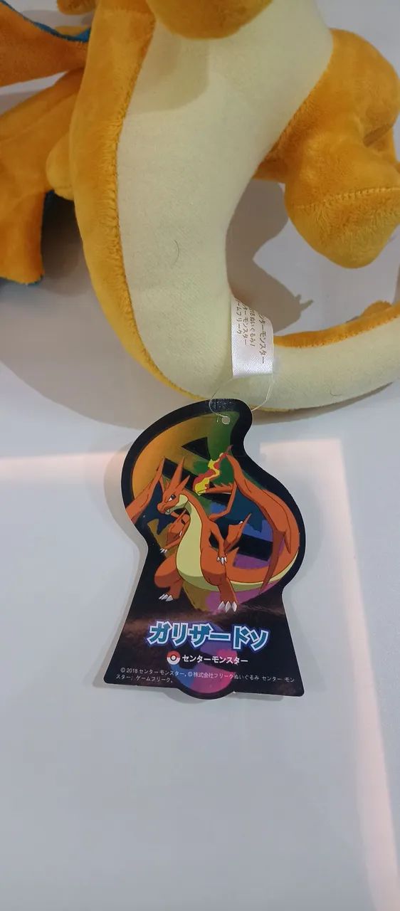 Mega Charizard y Pelúcia original  - Foto 3