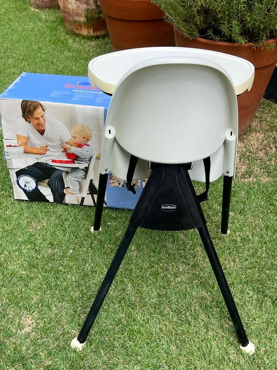 Cadeira alimentação baby Björn importada  - Foto 2