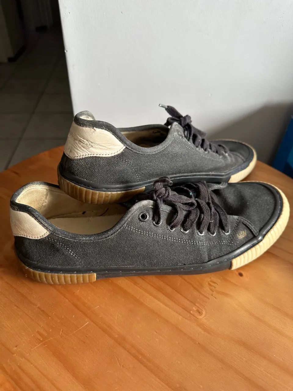 Tênis Osklen original 43/44, Preto - Foto 3