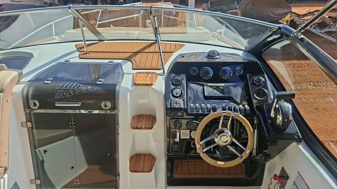 Lancha Focker 305 Black Edition 2023 APENAS 36 horas OPORTUNIDADE !!! - Foto 9