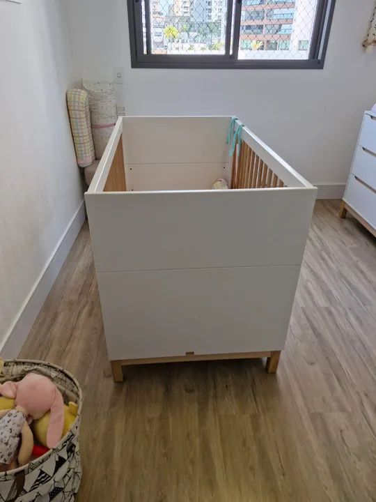 Berço de Bebê Branco com Carvalho - Foto 5