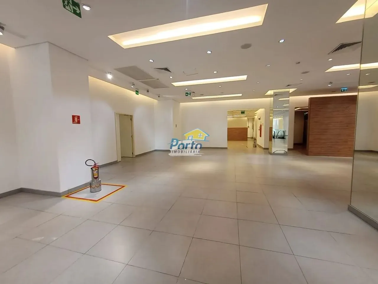 Prédio Inteiro para Locação 03 pavimentos com área de 2.127m² Centro, Teresina