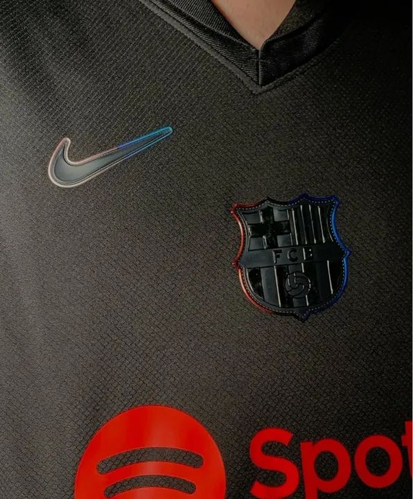 Camisa de Futebol Barcelona 24/25 - Nike  - Foto 2