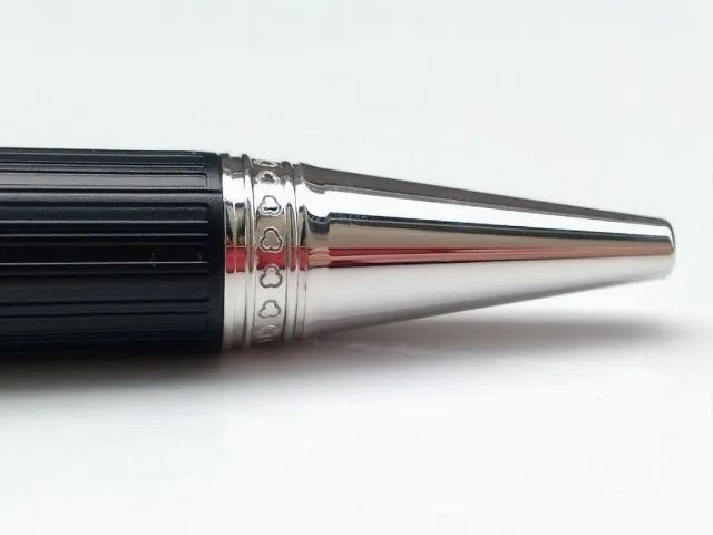 Caneta Montblanc Writer Victor Hugo - Esferográfica - Foto 2