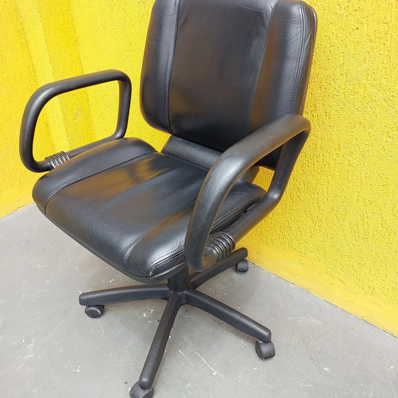 Cadeira de Escritório diretoria  - Foto 2