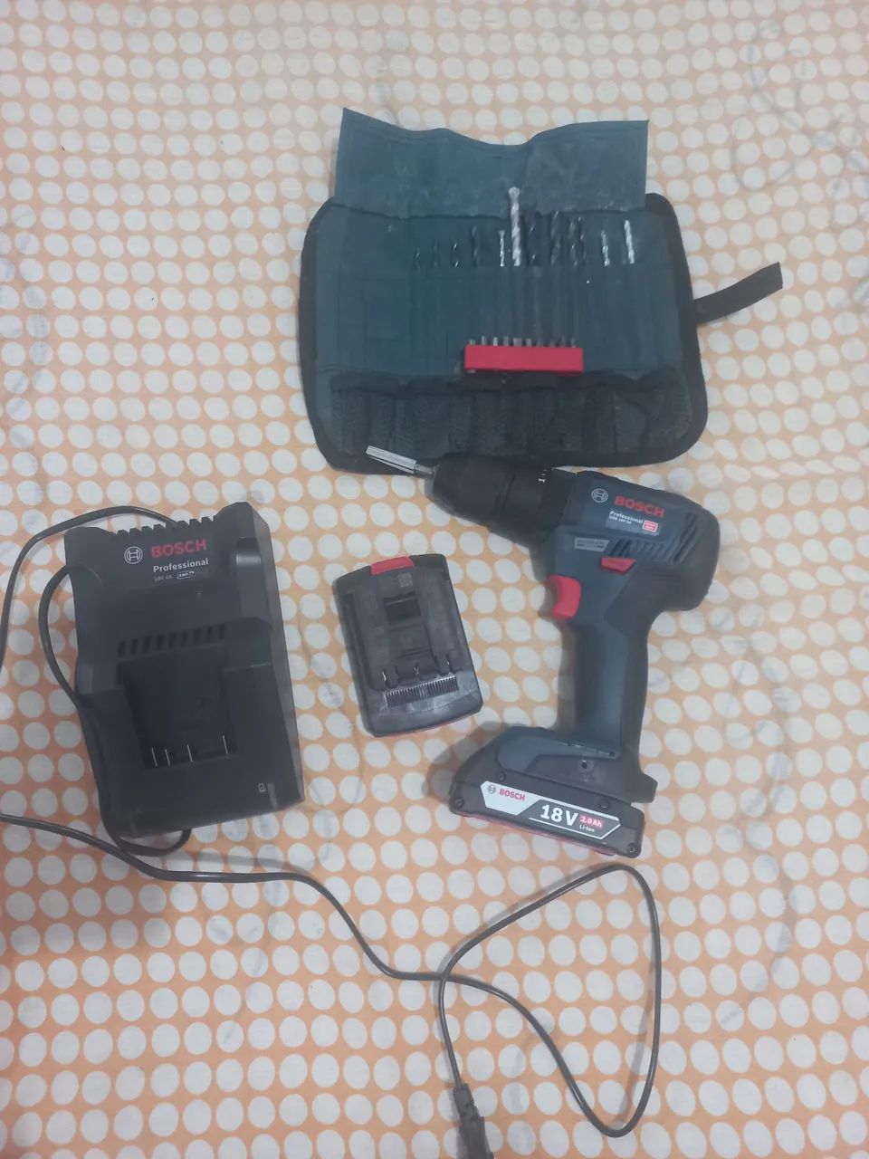 Parafusadeira Bosch GSB 18V-20 18V 2.0Ah - Foto 3