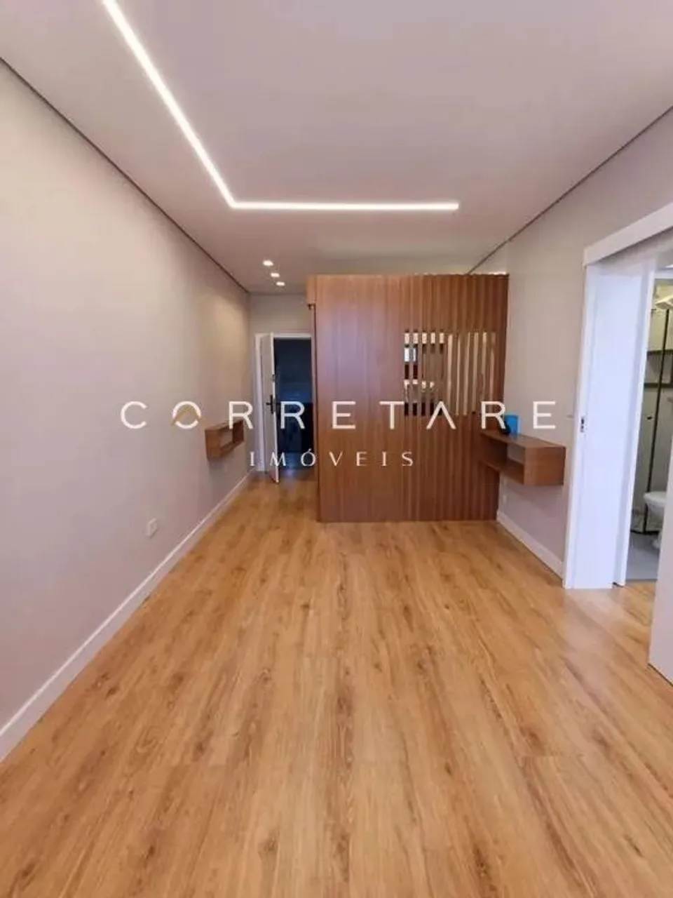 APARTAMENTO NO CENTRO DE CURITIBA NA PRAÇA ZACARIAS