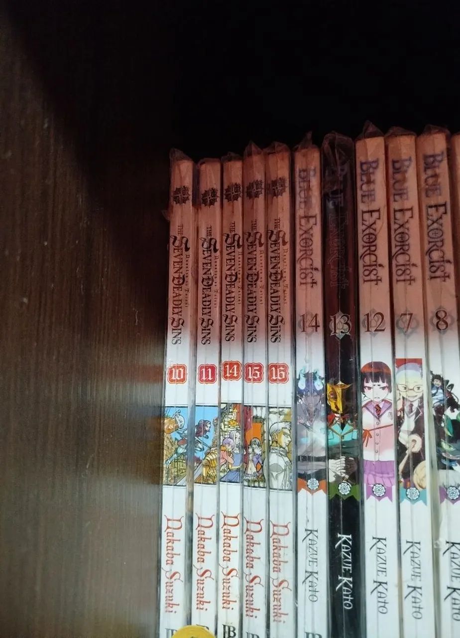 Mangás The Seven Deadly Sins e Blue Exorcist