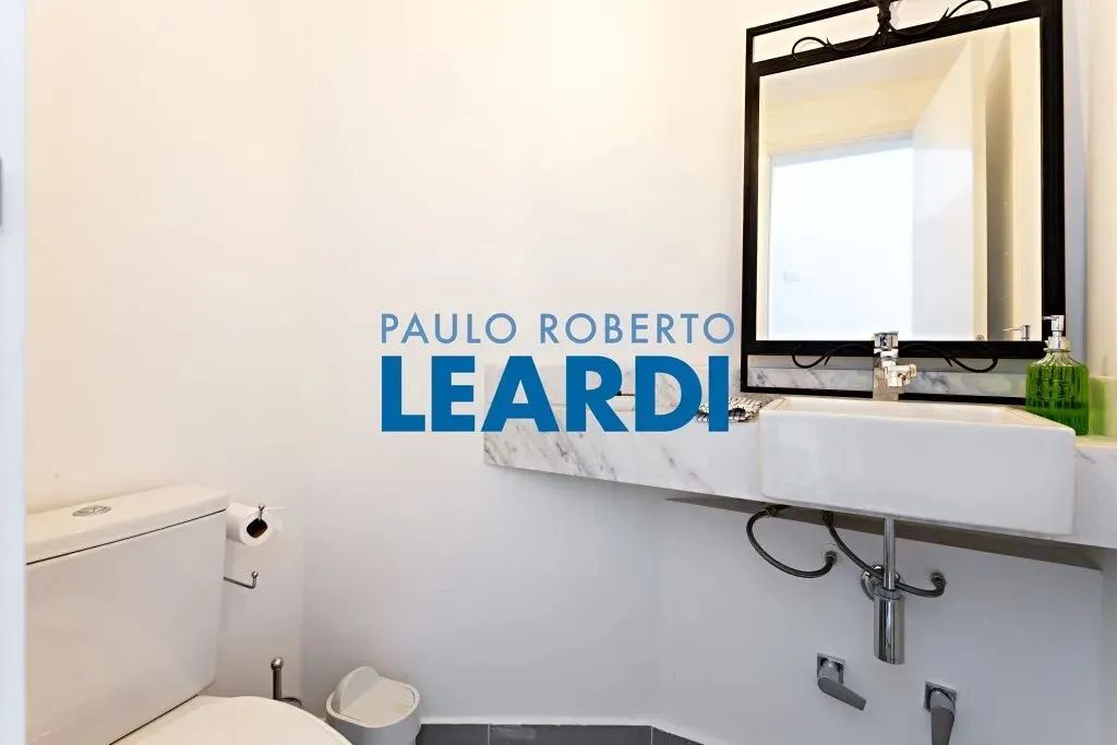 FLAT - VILA MADALENA - SP