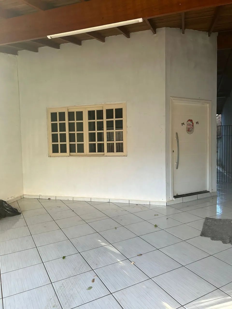 Casa Térrea 136m2 2 Dorms 1 Suite, com garagem para 2 carros, sala, sala de jantar, cozinh
