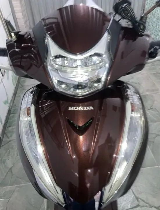 VENDO HONDA SH 300i IMPECÁVEL - RARIDADE MAIS COMPLETA DA CATEGORIA - Foto 5