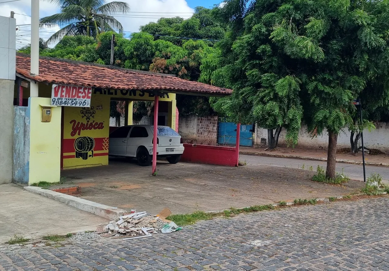 Vendo Casa/Ponto Comercial