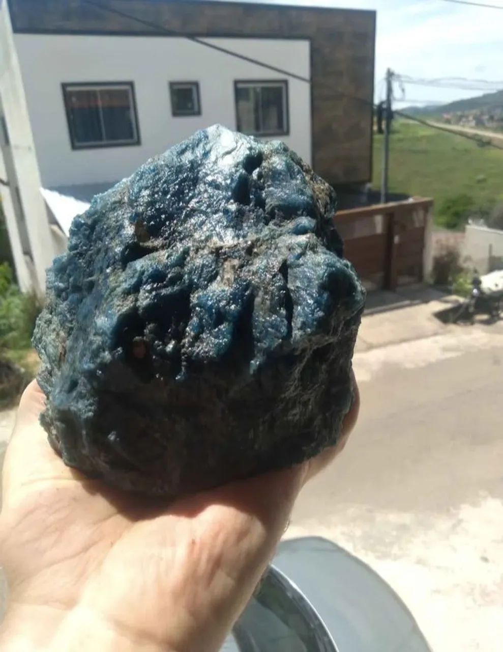 Pedra decorativa azul para jardim