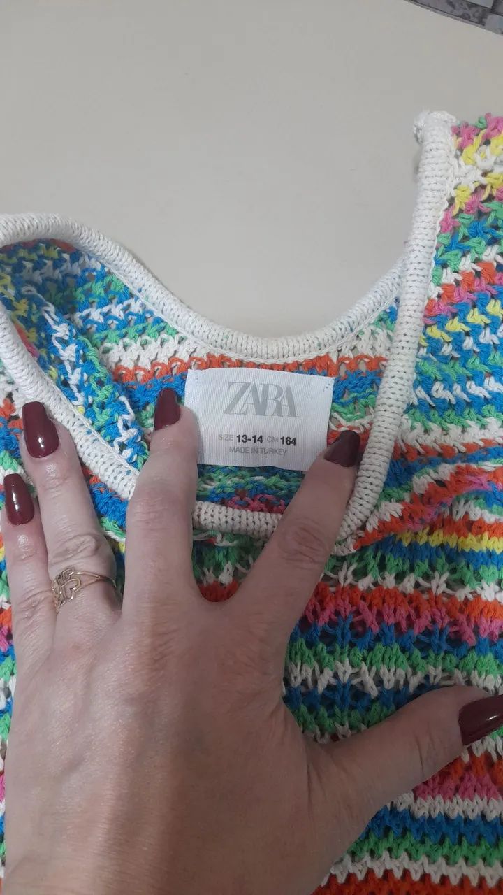 Vendo lindo Vestido de crochê marca Zara,  seminovo , 13-14 anos - Foto 4