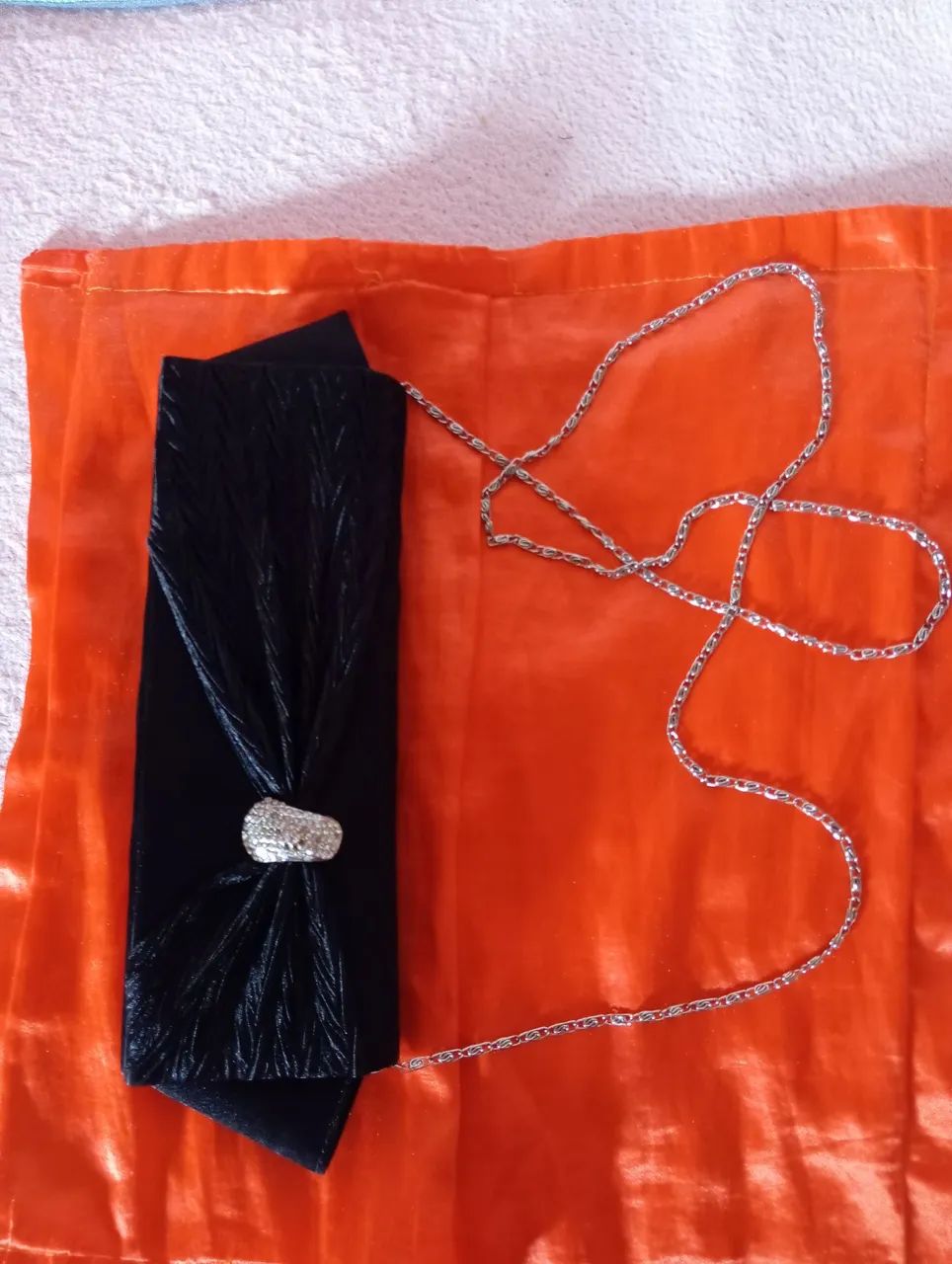 Bolsa preta acetinada - Foto 2