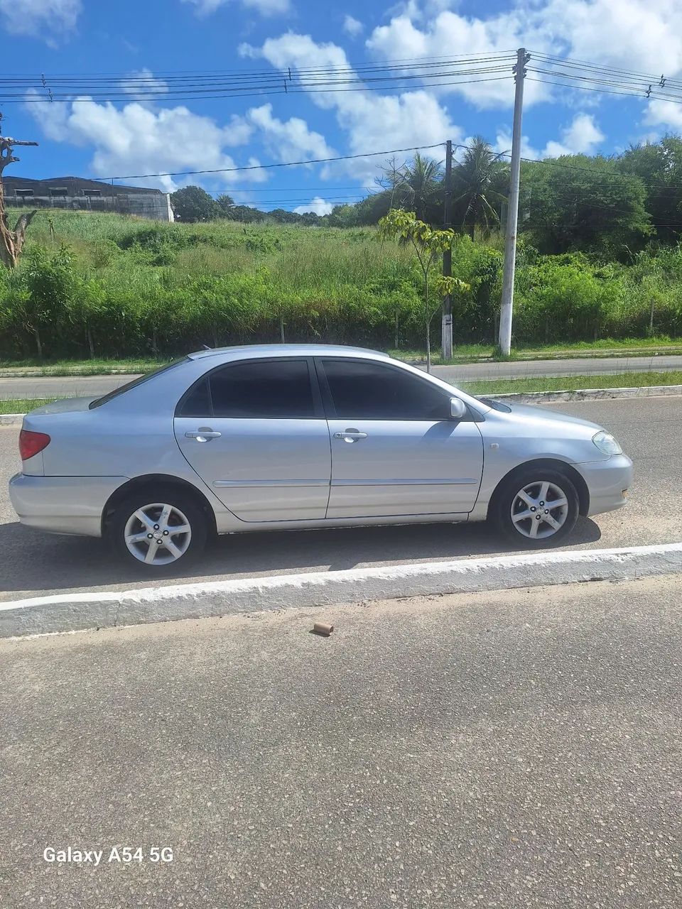 Vendo ou troco em carro do meu interesse.  - Foto 2