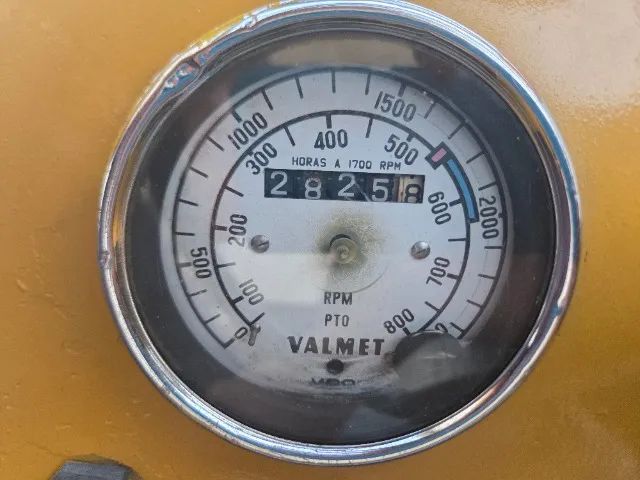 Trator valmet cinquentinha motor mwm  - Foto 8