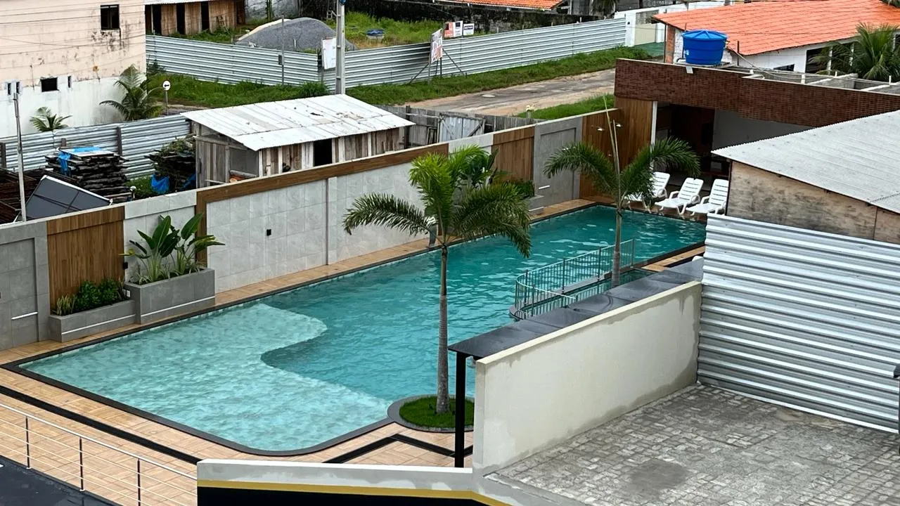 APTO À VENDA COND. FORT DO FAROL EM SALINAS - COM 3/4 SENDO 2 SUÍTES CÓD.3460