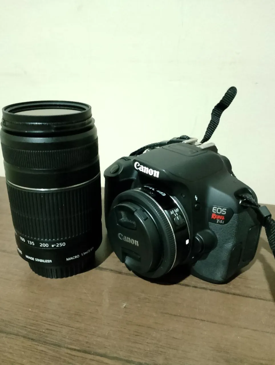 Canon EOS Rebel T4i