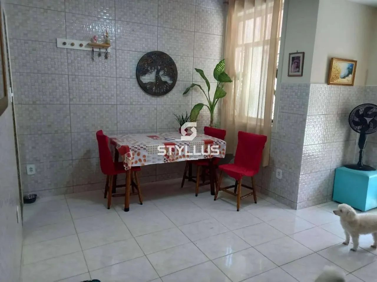 Condominio em Rua Capitão Jesus - 206m² (Ref: CA4366)