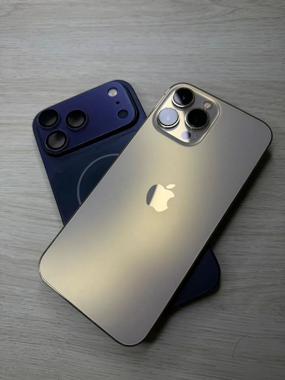 IPHONE 13 PRO MAX GOLD - Foto 2