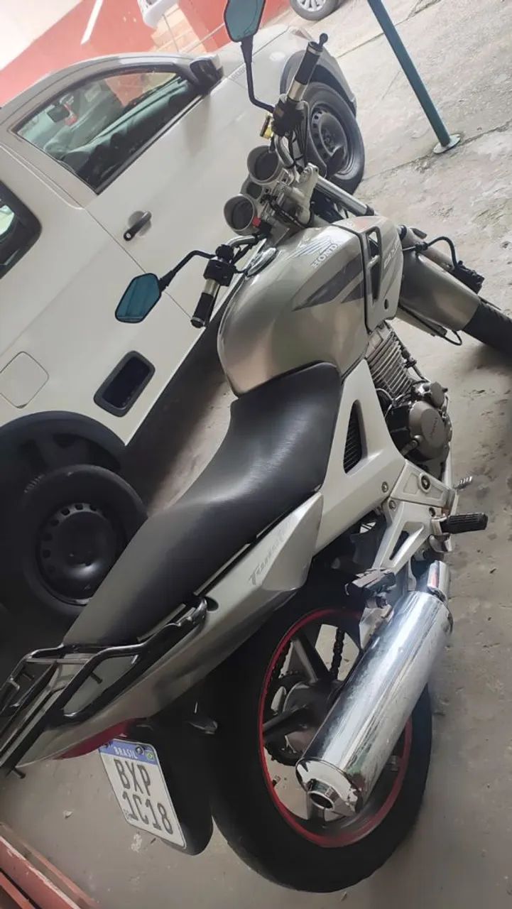 CBX Twister 250 - Foto 3