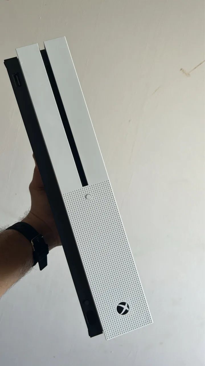 Xbox One S - 500GB 1 controle (com drift) - Foto 4
