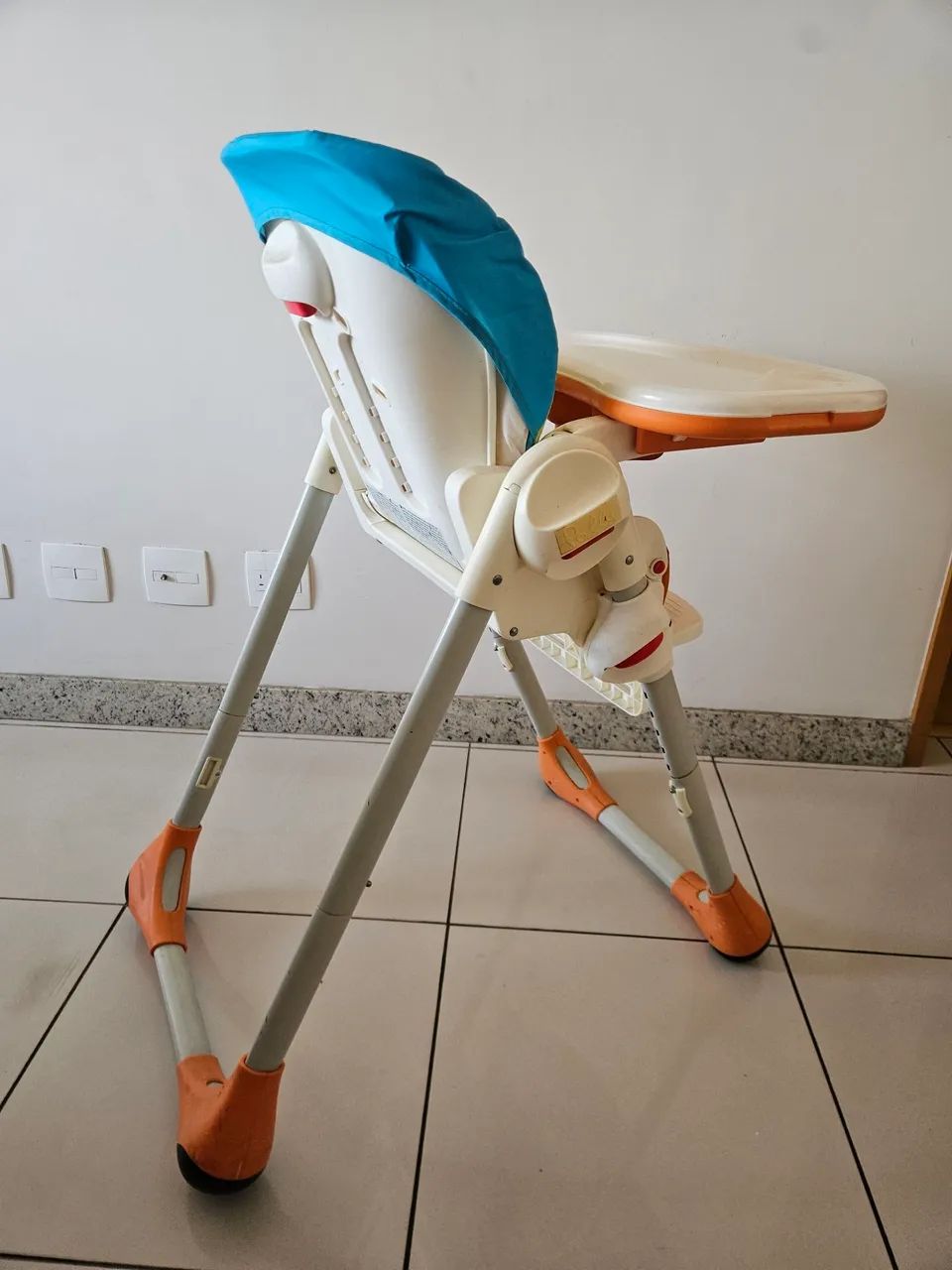 Cadeira Chicco Polly em ótimo estado - Foto 2