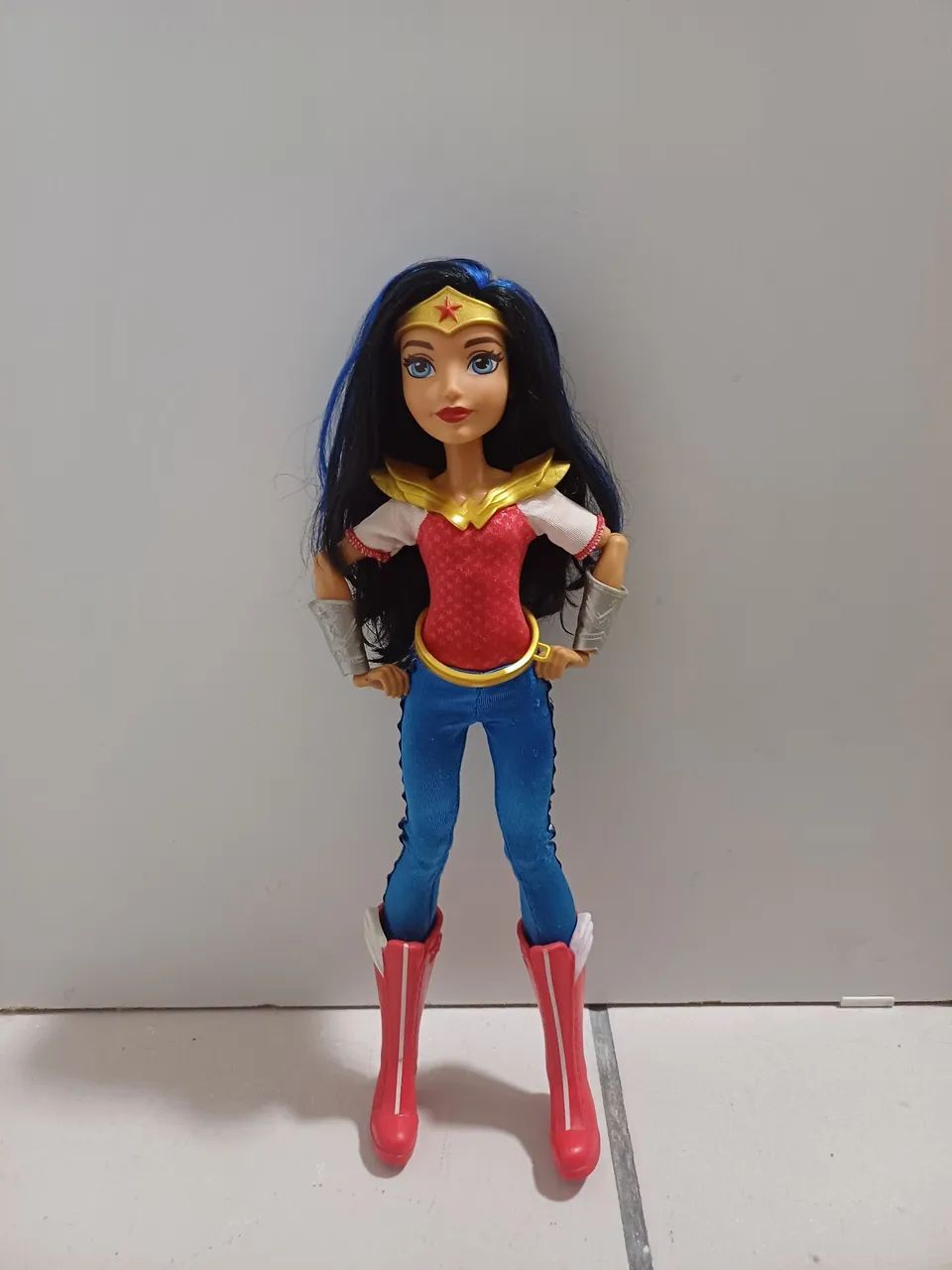 Boneca Mulher Maravilha DC Super Hero Girls 