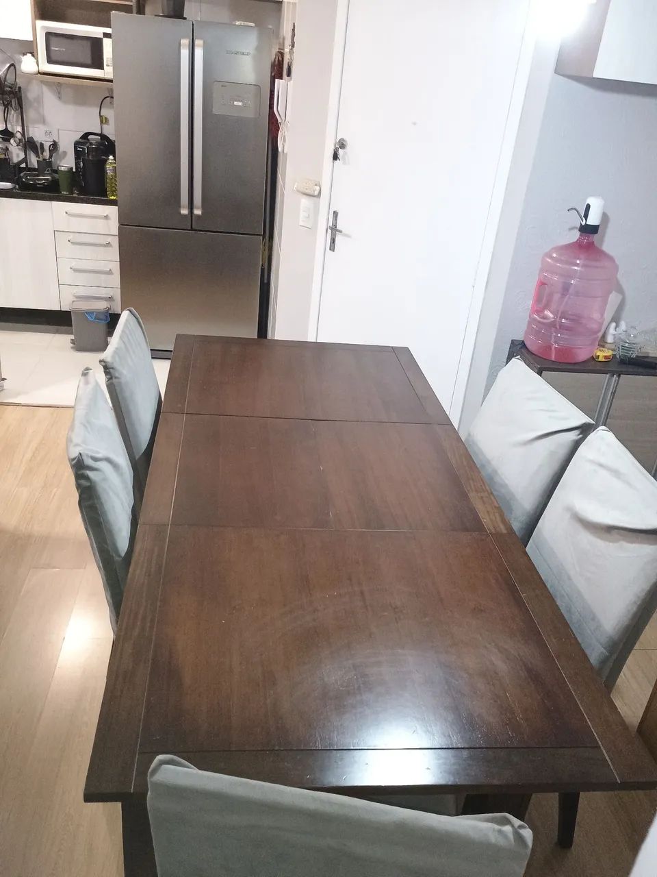 Mesa retrátil com 6 cadeiras (madeira maciça) - Foto 2