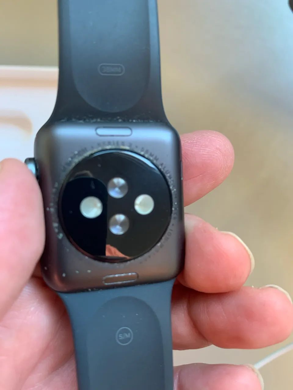 Peças Apple Watch Series 3 (relógio não funciona)