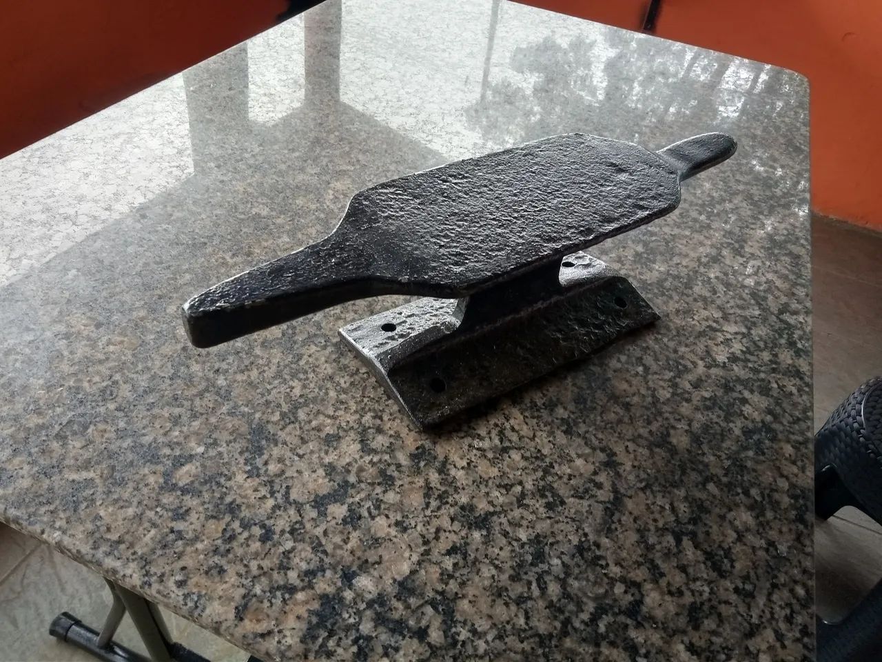Bigorna de aço de trilho de trem antigo 