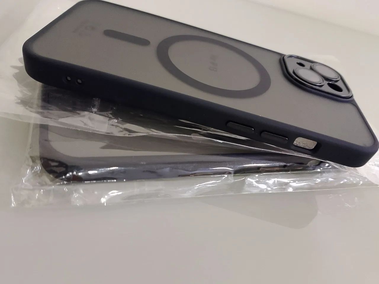 Capa MagSafe iPhone 13 Preta Magnético (Premium) - Foto 3
