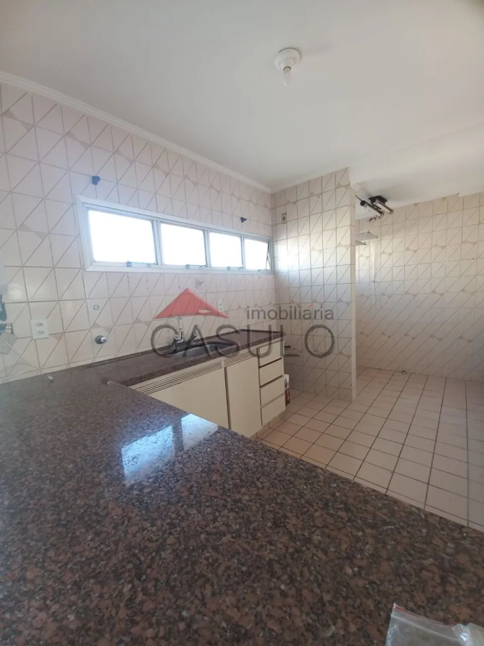 Apartamento para alugar no Centro com 60 m² e 2 dormitórios/quartos disponíveis. - Foto 4