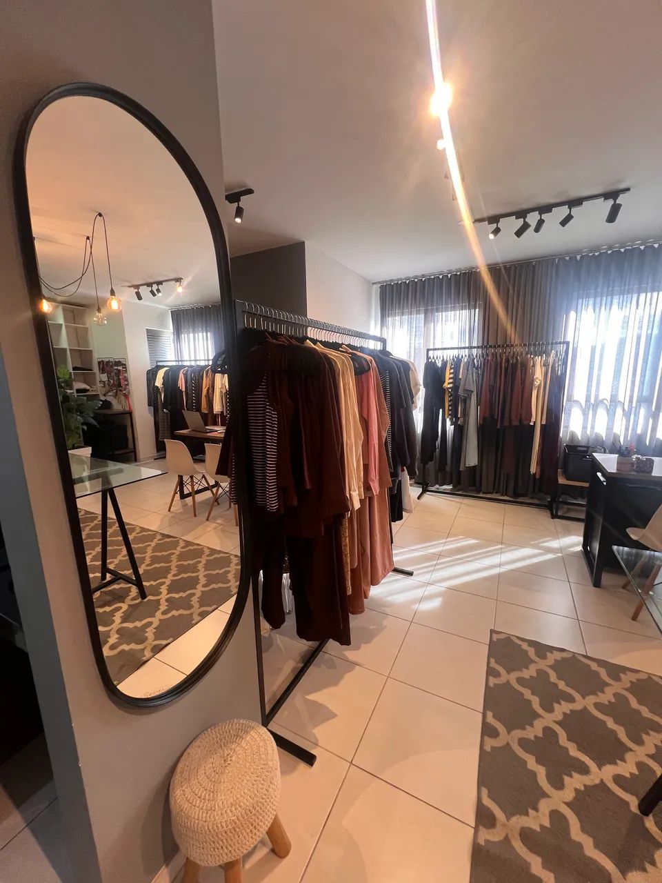 SHOWROOM DE MODA COMPLETO - VENDA DE INSTALAÇÕES COMERCIAIS - Foto 2