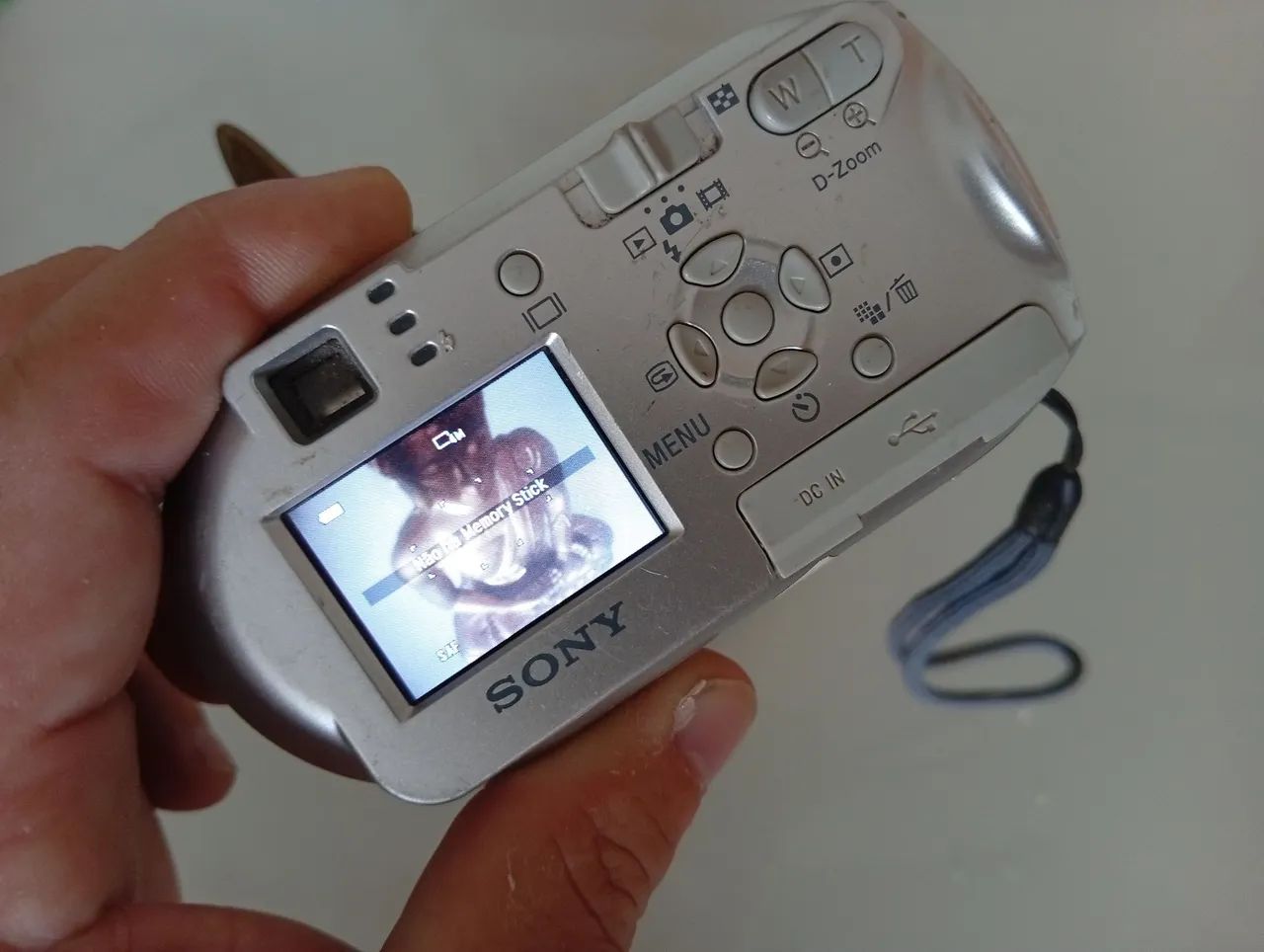 Sony cyber shot DSC - P41