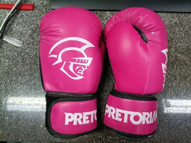 Luvas de boxe e muay thai