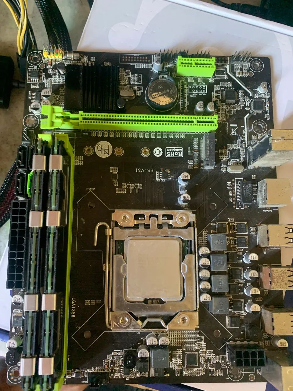 Kit xeon x79 6/12 8Gb de ram - Foto 2