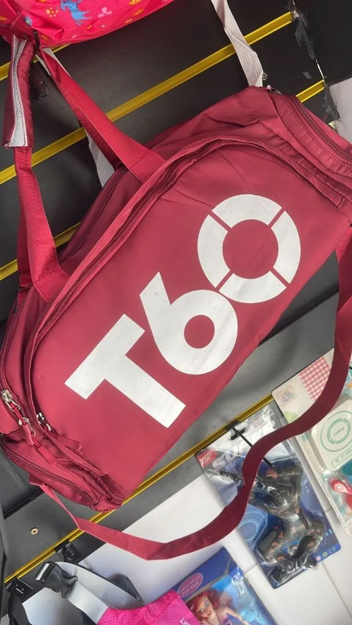 Mochila esportiva T60 costa e ombro academia ou dia a dia  - Foto 2