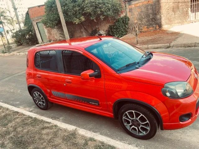 Fiat Uno Sporting 1.4 EVO Fire Flex 8V 4P 2013 - Foto 5