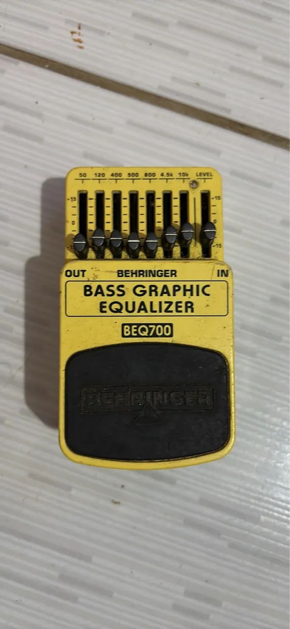 Pedal equalize da behringuer