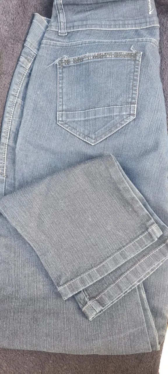 ? CALÇAS JEANS FEMININAS TAM. 44  - LINDAS E COM PREÇO IMPERDÍVEL! ? - Foto 2
