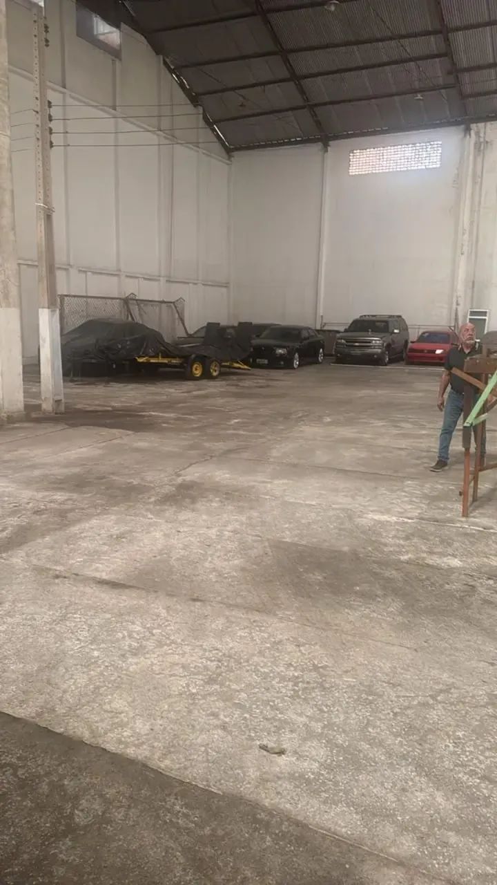 ALUGA | GALPÃO COM 1.500 M²  LOCALIZAÇÃO ESTRATÉGICA - Foto 5