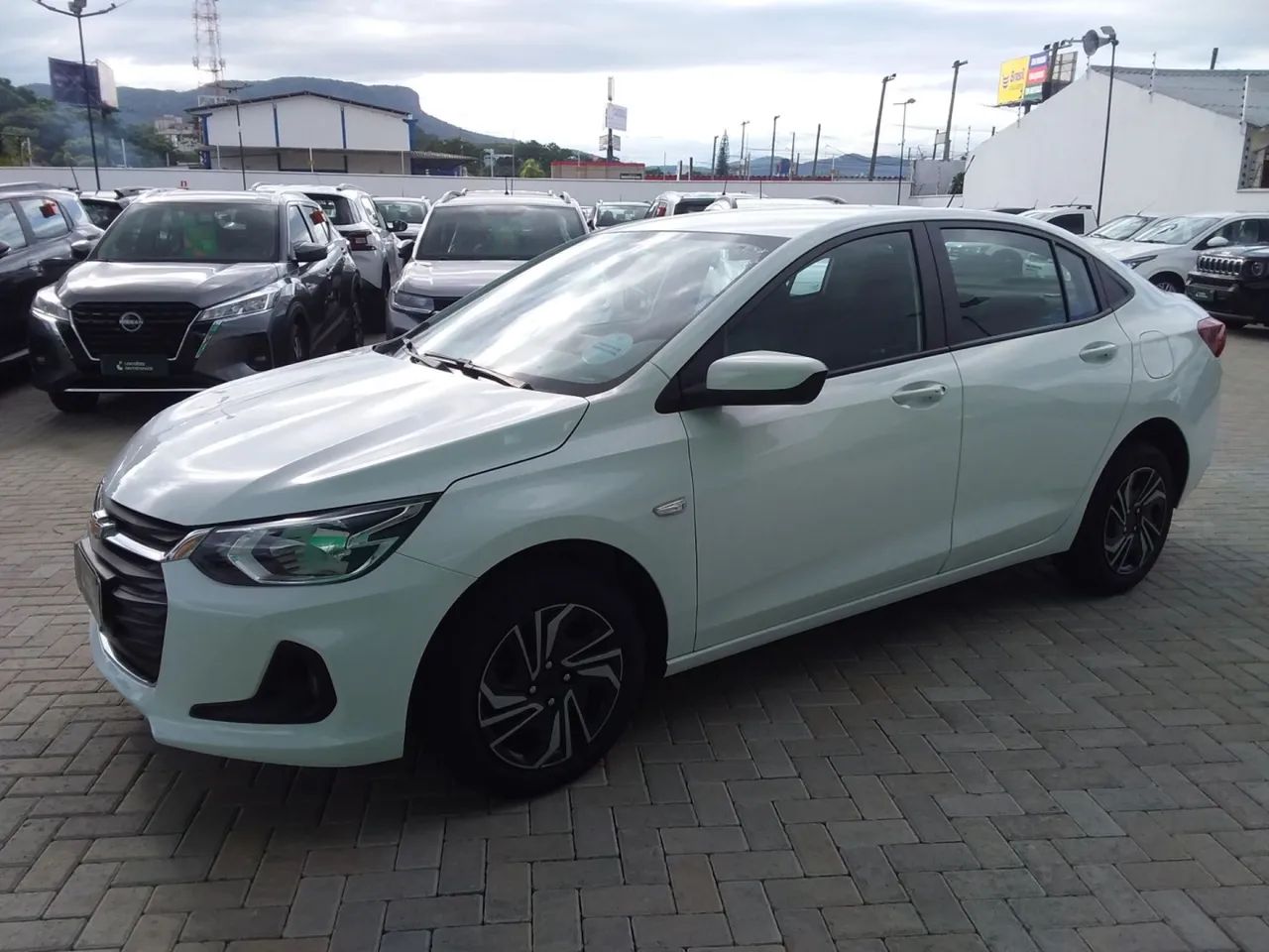 Chevrolet Onix Plus LT 1.0 12V Flex Mec. 4P 2025 - Foto 2