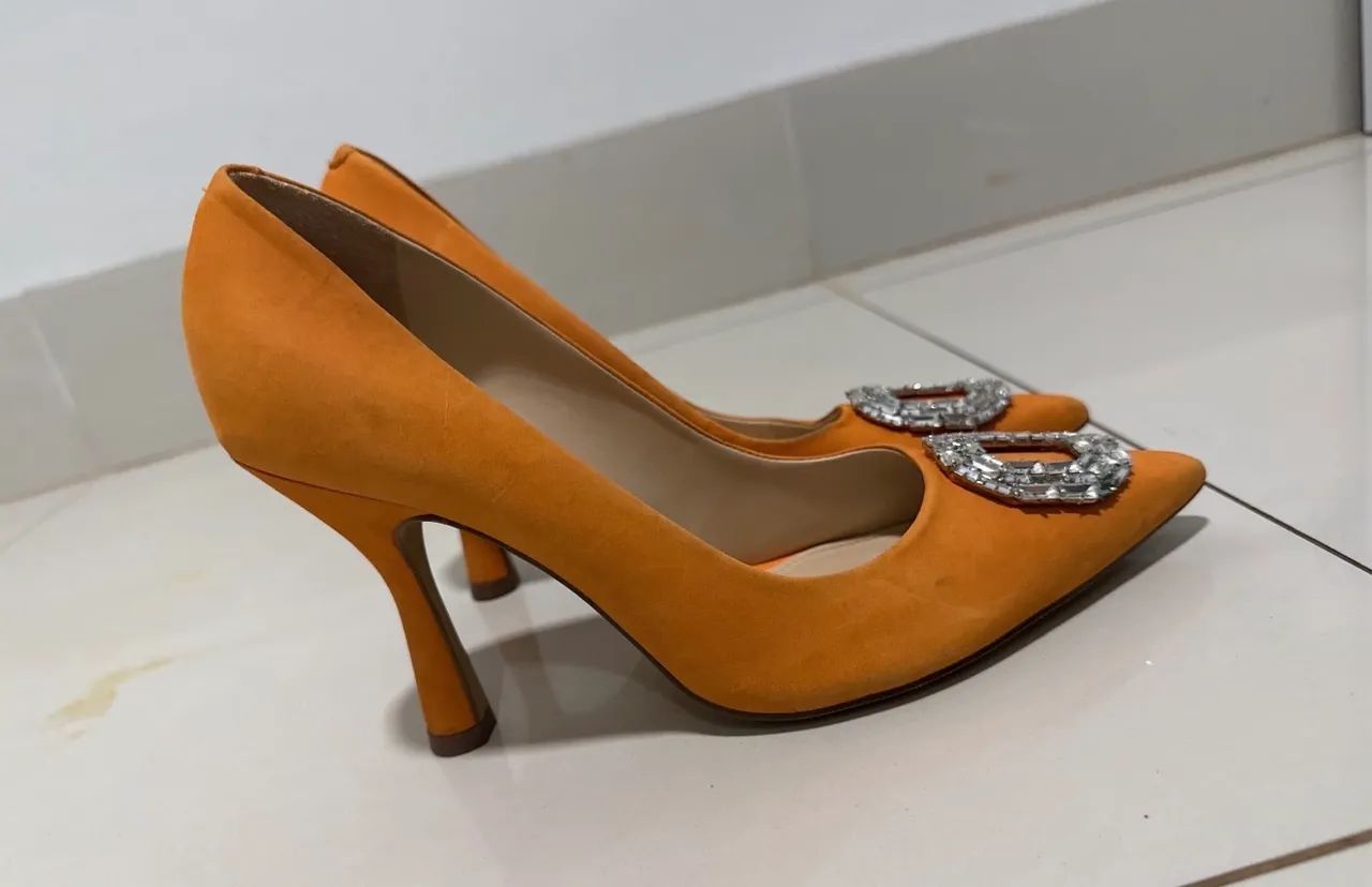 Scarpin Arezzo laranja - Foto 2