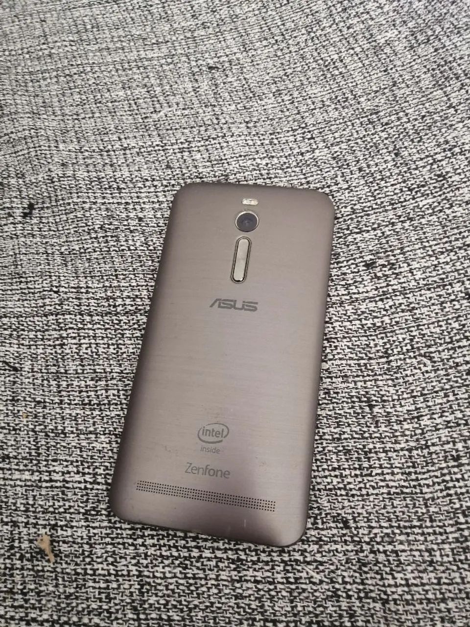 Celular zenfone 2 bichado - Foto 2