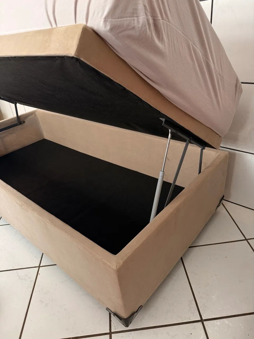Cama Box Baú + Colchão de Molas Ensacadas 