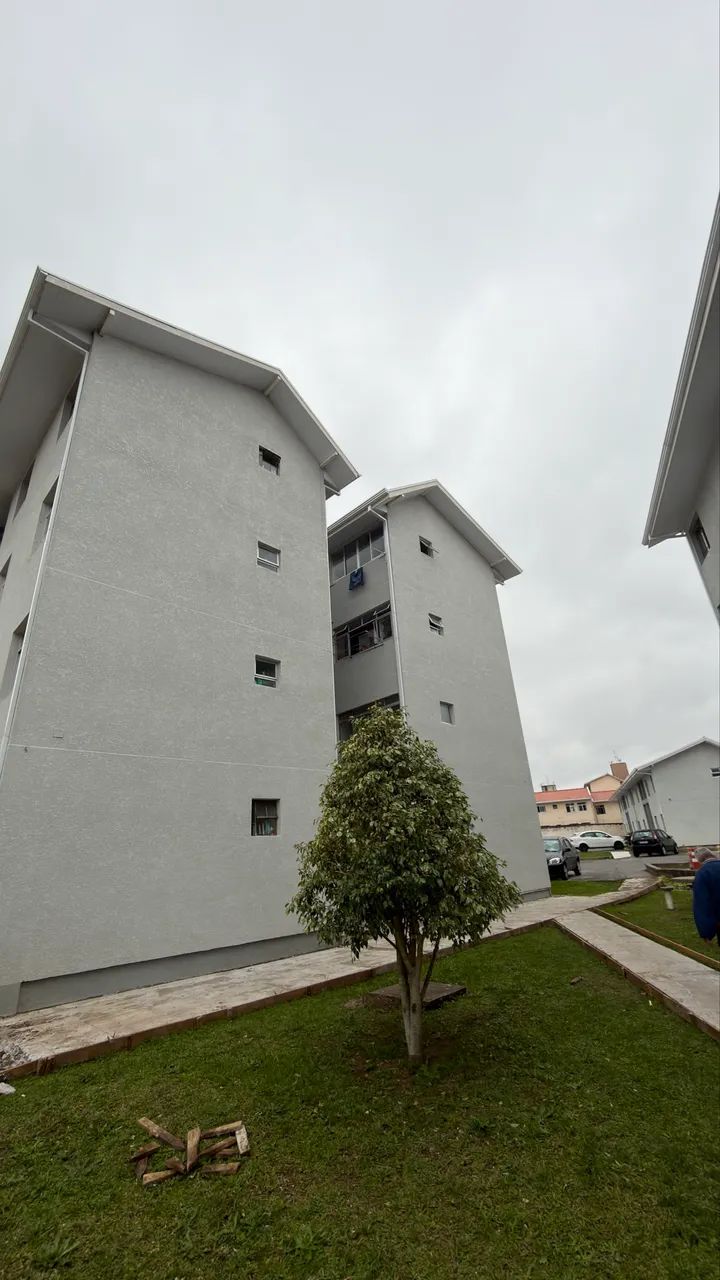 ALUGO APARTAMENTO NO CIC 