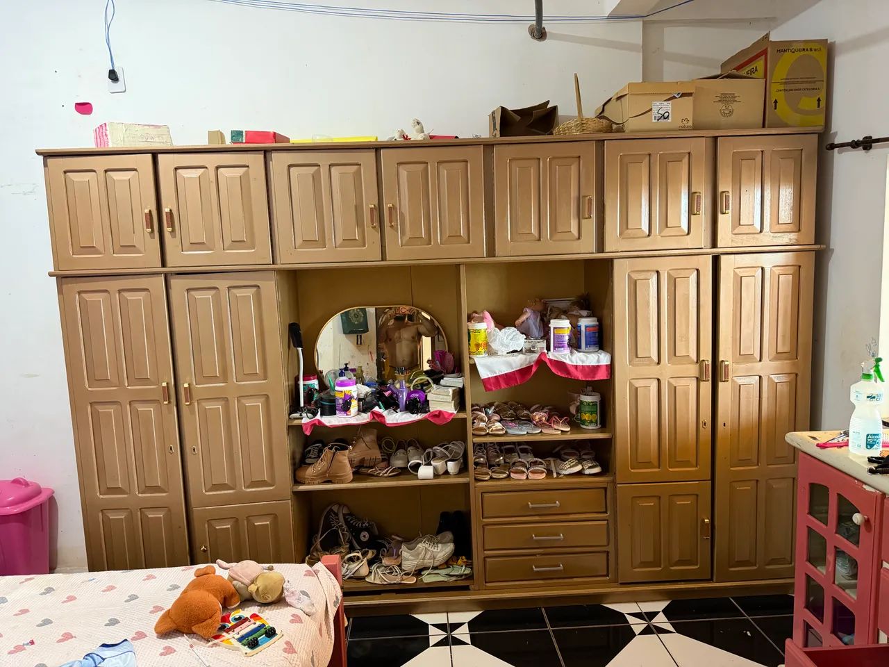 Guarda roupa de madeira  - Foto 2