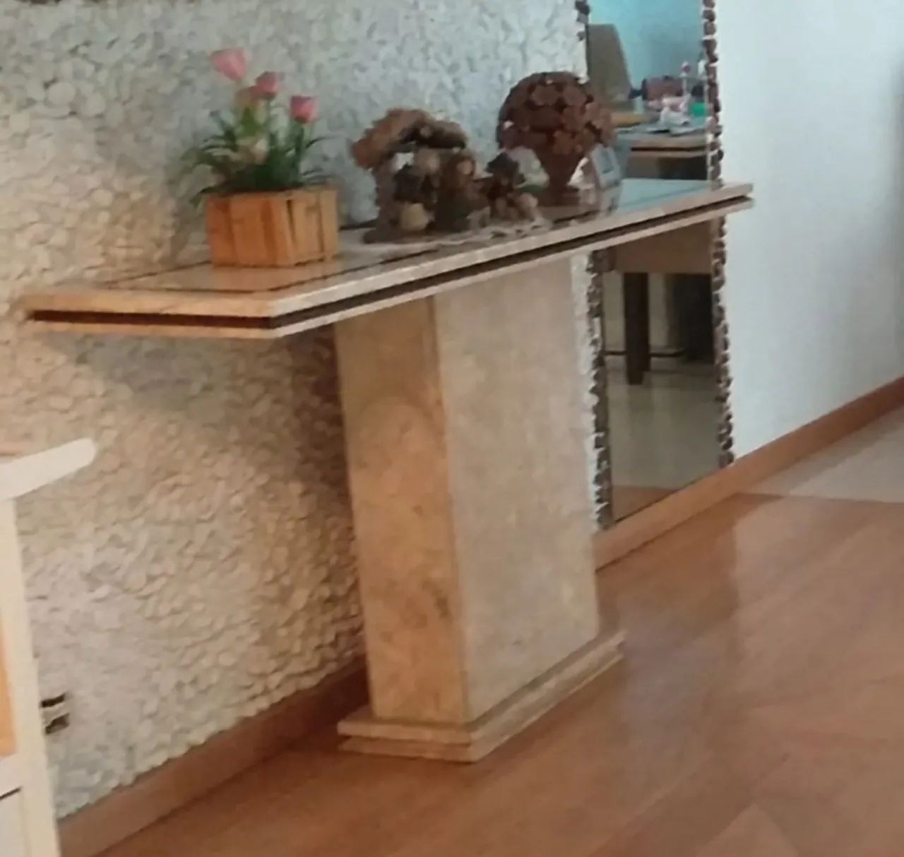 Mesa para 6 lugares em mármore e aparador  - Foto 2